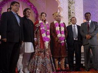 индия возмущена пышным бракосочетанием сына депутата парламента